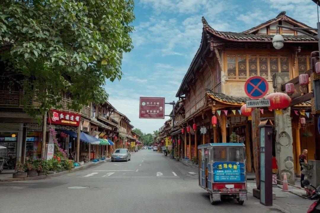 优化环境创新思路发展壮大特色优势产业 推动民族地区高质量发展取得更大成效